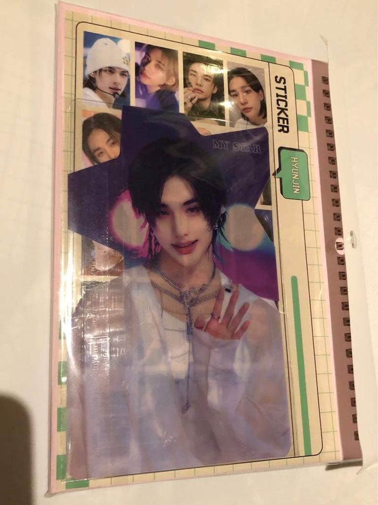 [GEBRAUCHT] Stray Kids Hyunjin 2026 Kalender