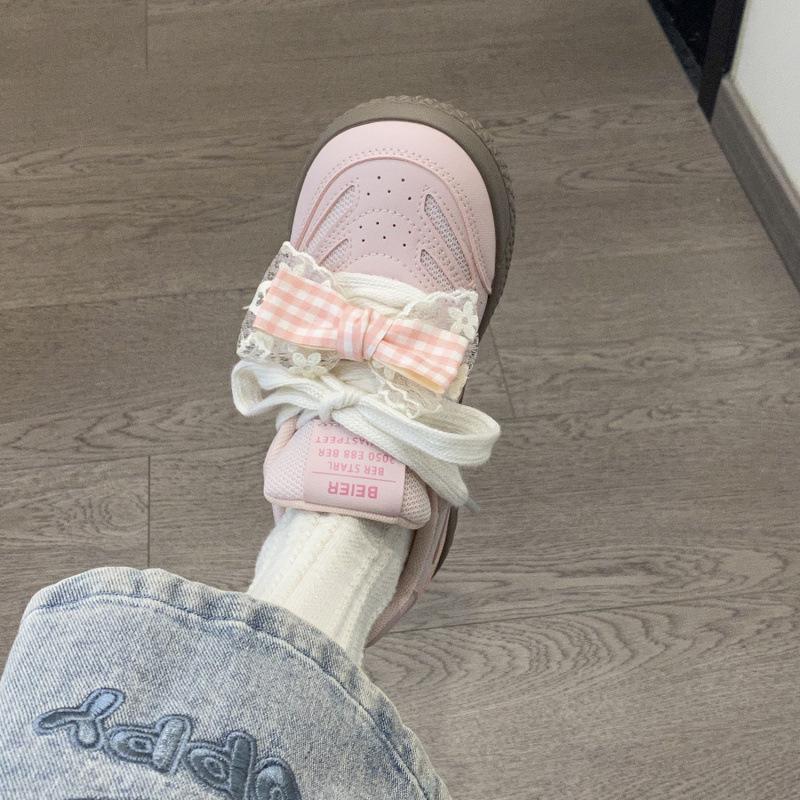 Girls' Heart Pink Board Shoes Women's Niche Design Sense Casual Sports Shoes 2024 Popular Korean Versatile White Shoes