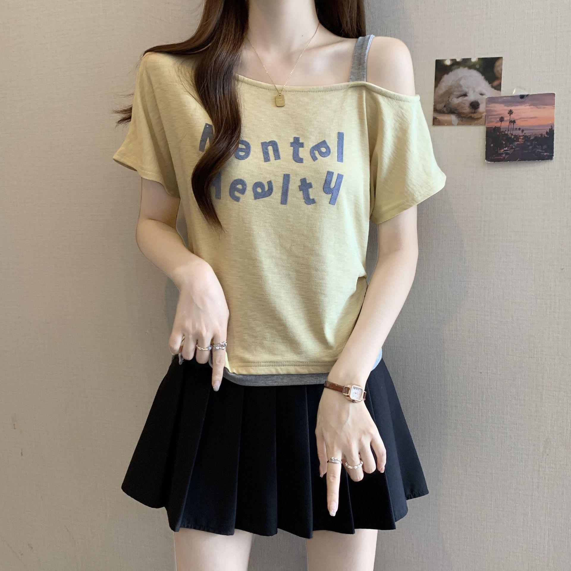 

Women s Plus Size Off-Shoulder Letter Print T-shirt - Summer Short Sleeve Slanted Top, Loose & Slimming Fit 4XL (Suggested 90-100 kg) жовтий