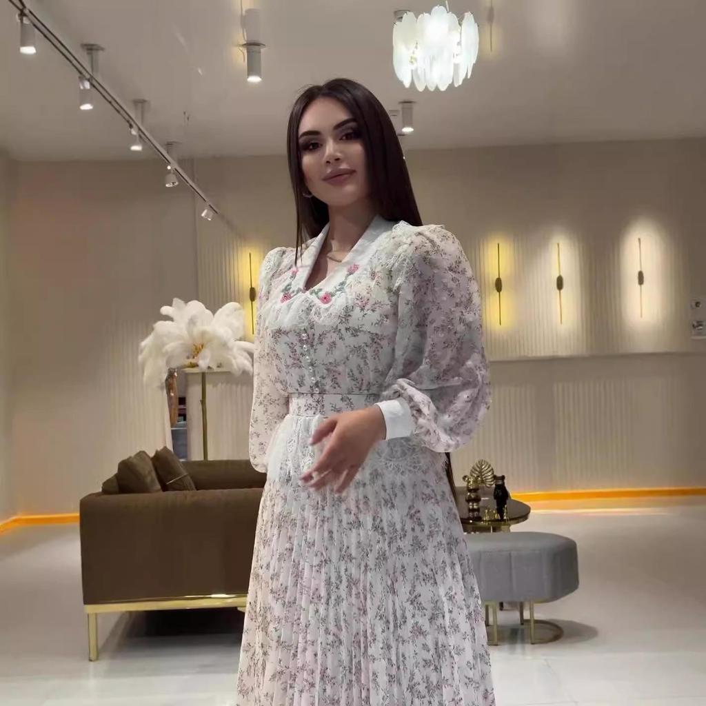 Elegant Floral Lace Spliced High-Waist Dress - Autumn 2024 Collection