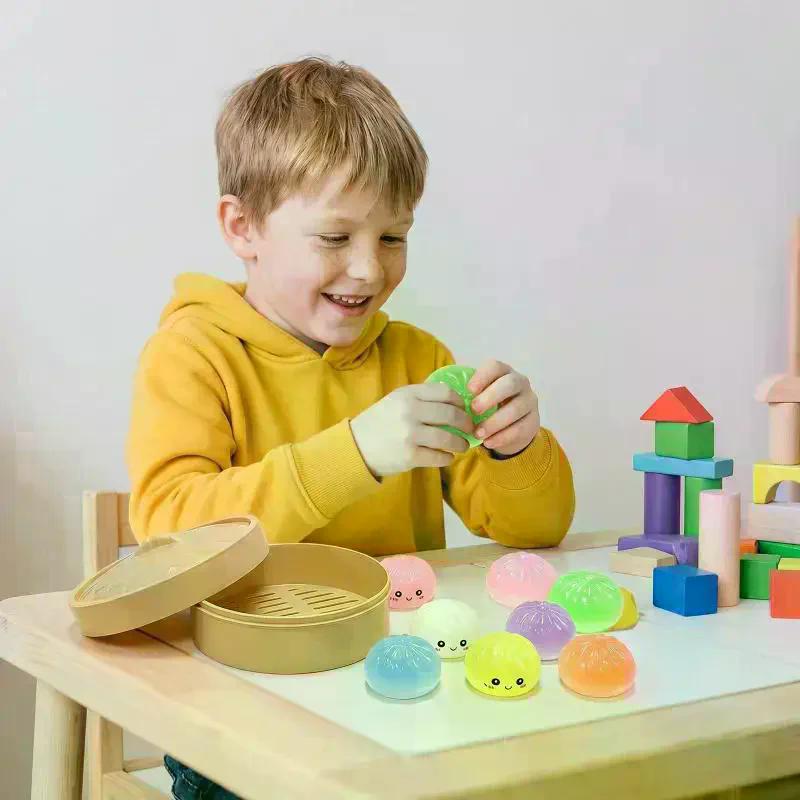 7 Stück Mini-Knödel mit Dampfgarer Brötchen Knetbare Spielzeuge Set Weich Stressabbau Kristall Knete Fidget Sensorisches Spielzeug Party Mitgebsel Geschenk