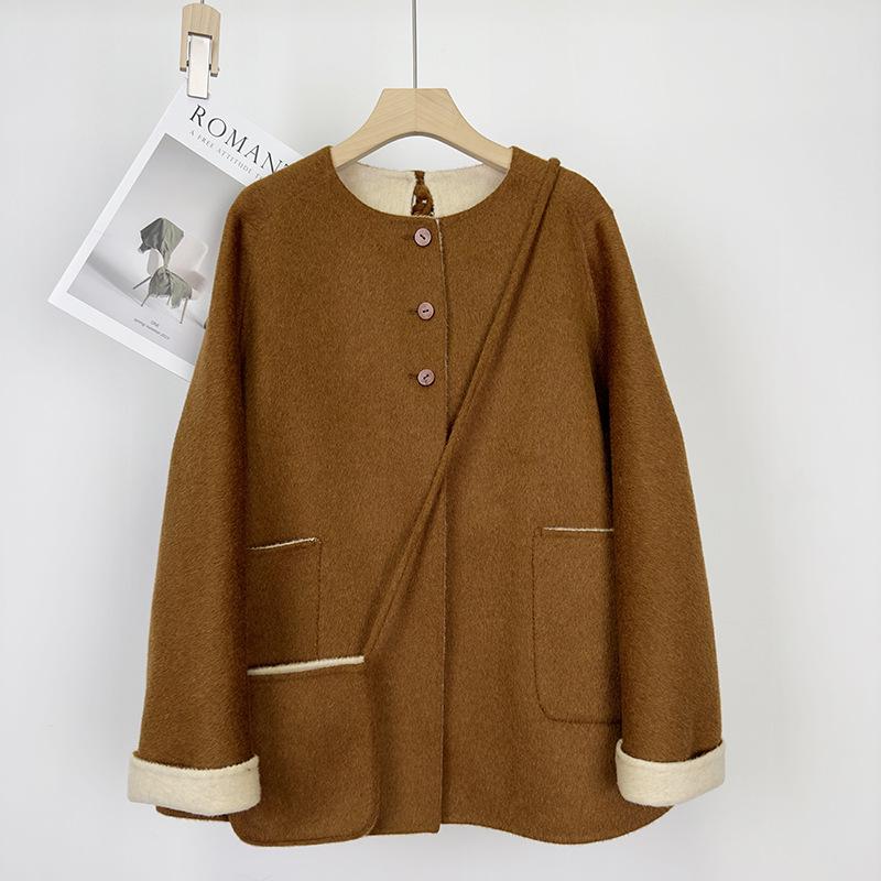 

Стильное женское серое шерстяное пальто - Осенне-зимнее, для миниатюрных, в деловом стиле M (121-150 cm)