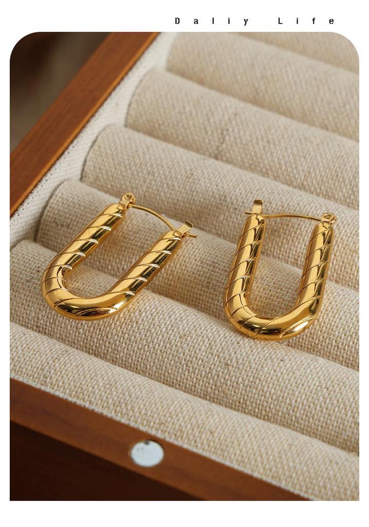 European & American U-Shaped Long Plaid Earrings, Gold-Plated Titanium Steel, Colorfast Jewelry for Women