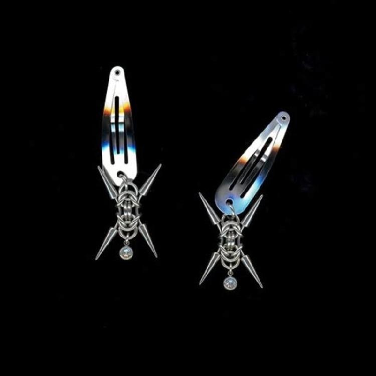 Trendy Punk Thorn Decors Hair Clip For Adult and Teens Hair Styling Pin Side Clip for Women Girl Streetwear Theme Party