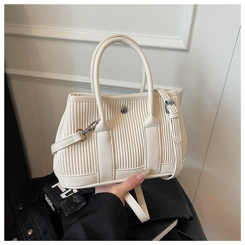 

High-end fashion portable bucket bag women s new versatile super popular shoulder messenger bag