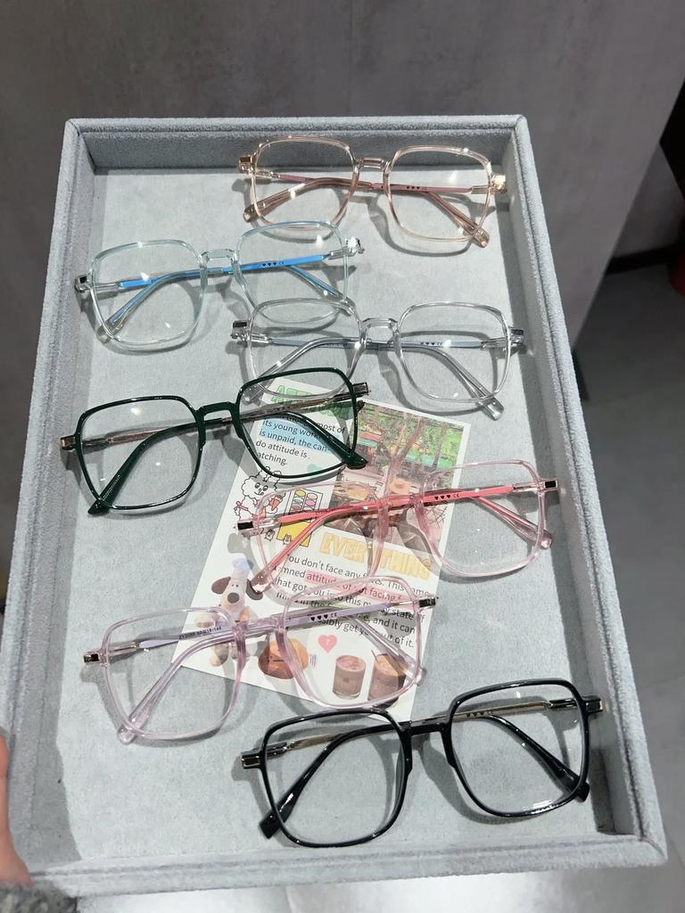 Elegant Light Anti Blue Glasses Fashion High Definition Big Square Frame Eyeglasses Women Men Outdoors Eyewear Back To School