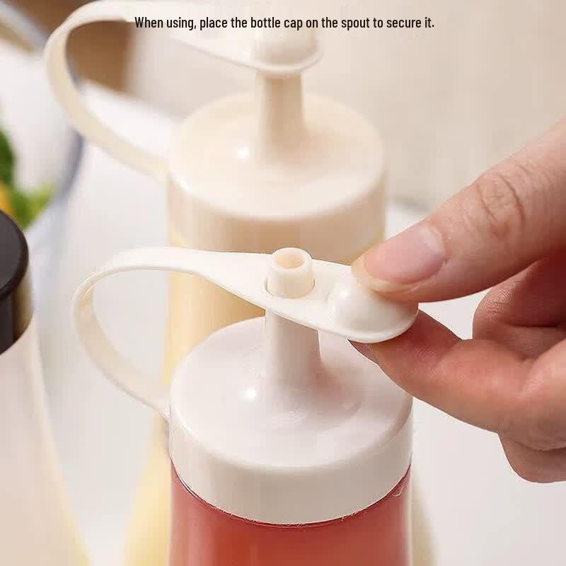 ZISIZ Japan Imported Squeeze Sauce Bottle with Pointed Spout