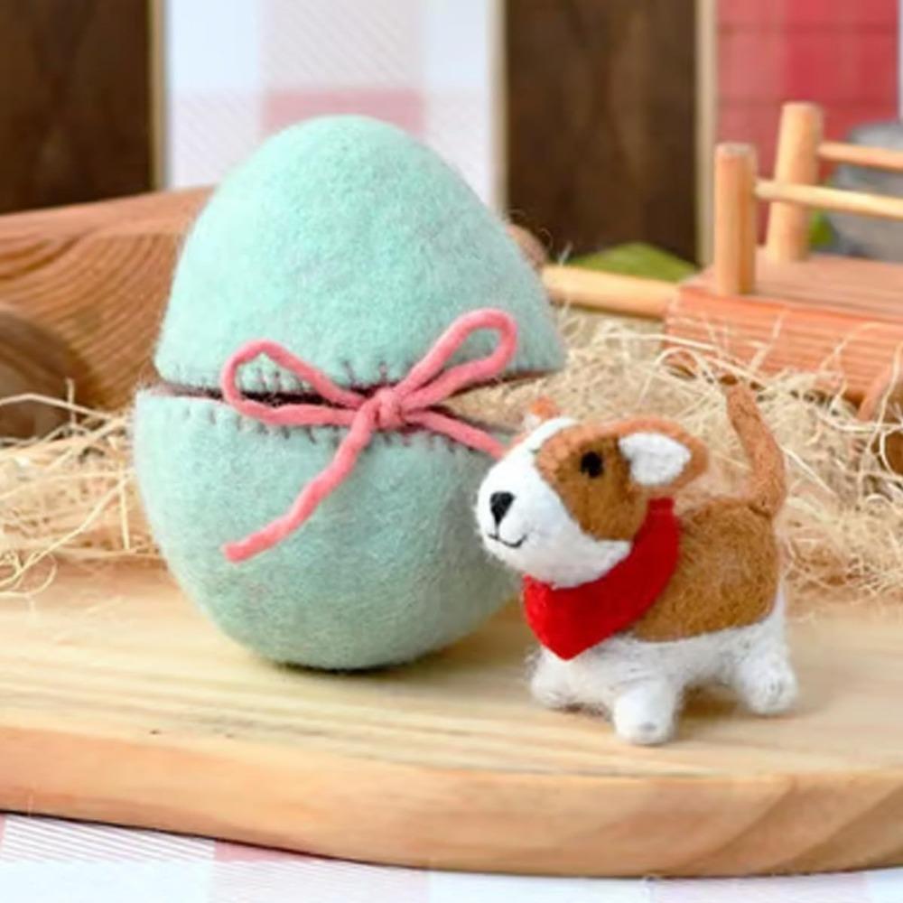Craft Needle Felting Supply Felted Pig with Egg Cute Animal Figurine Gifts Felt Ornaments Handmade