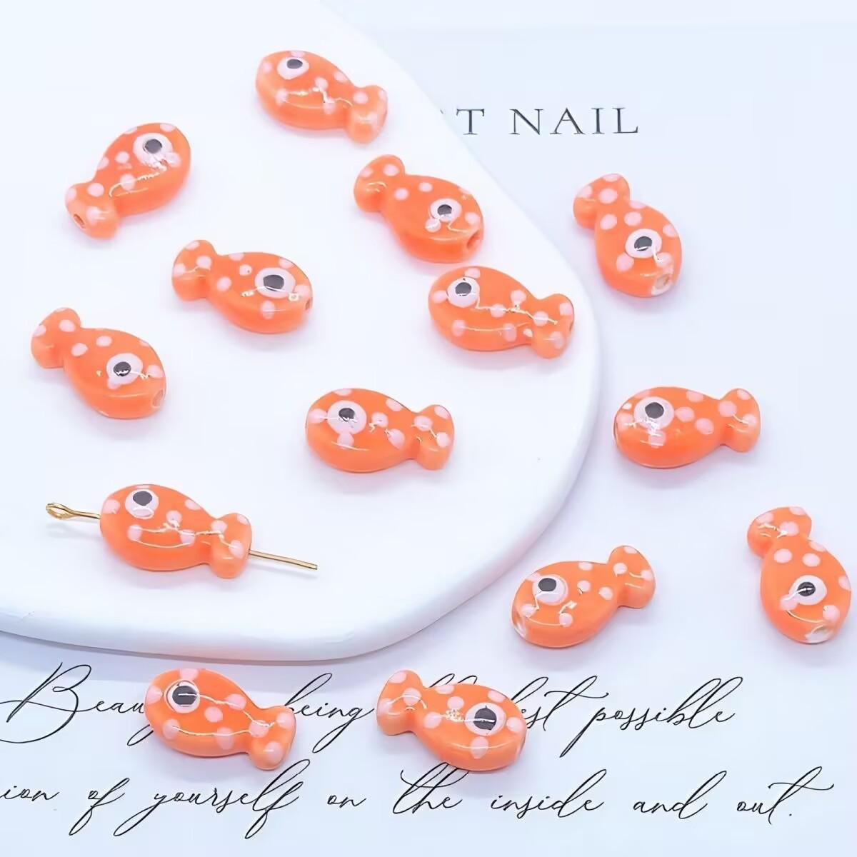 

Глазурованные керамические бусины-рыбки с крапинками для изготовления украшений своими руками One Bead