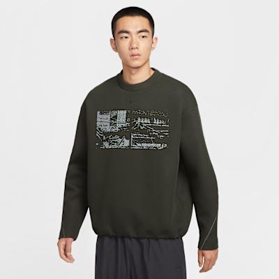 Nike Tech Men s Fleece Crew With Reflective Accents M