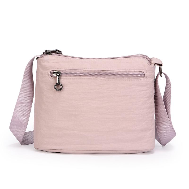 Women's Lightweight Large Capacity Shoulder Bag Commuter Crossbody Bag Middle-Aged Mother Bag