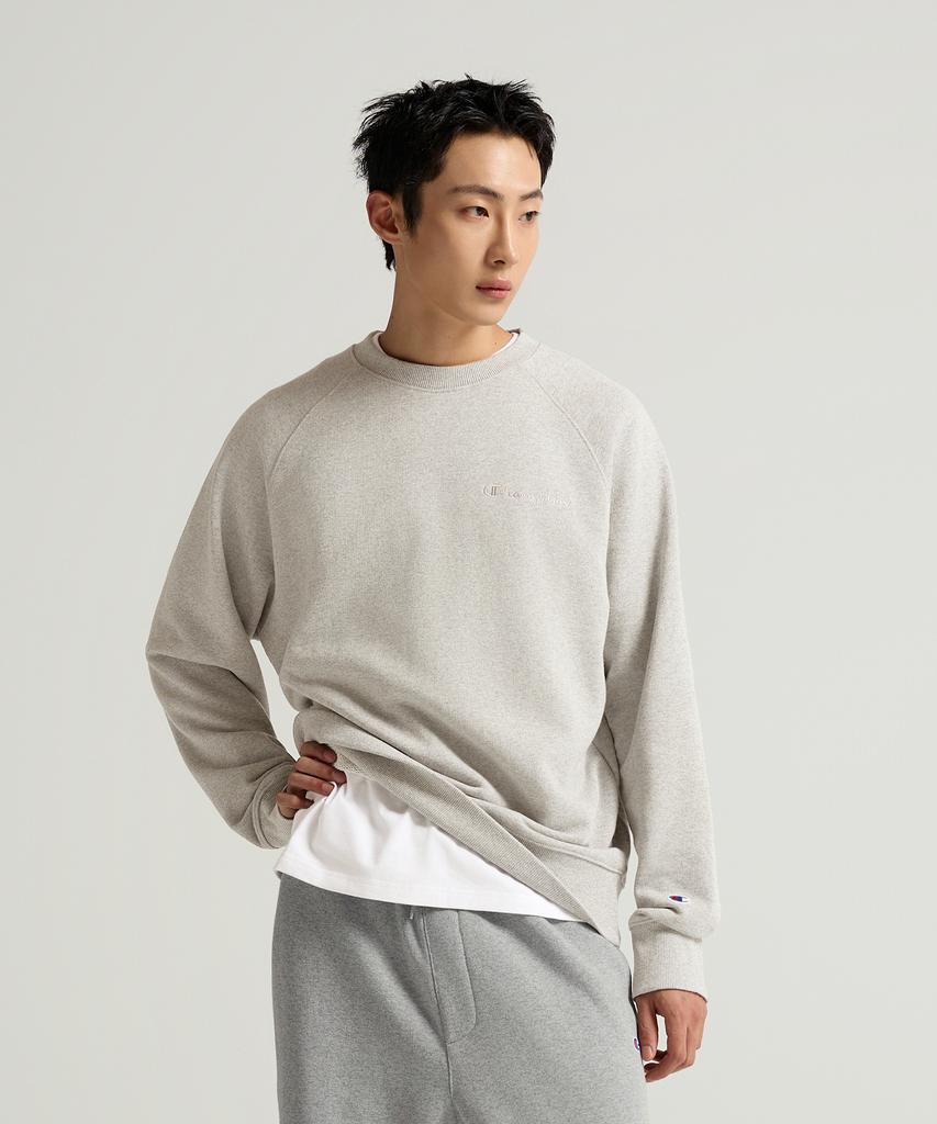 Champion Small Logo Loose Fit Sweatshirt Oatmeal