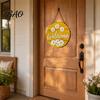 Indoor Outdoor Wall Decor Wooden Daisy Welcome Sign for Front Door, Rustic Farmhouse Hanging Gift Friends with Hemp Rope, Wood Plaque Home Entrance