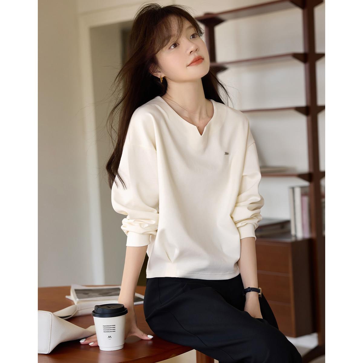 

Городской Досуг Свободный Маленький V-образный вырез Талия Приталенный Короткий Дизайнерский Смысл Осень Новый Свитер 2XL