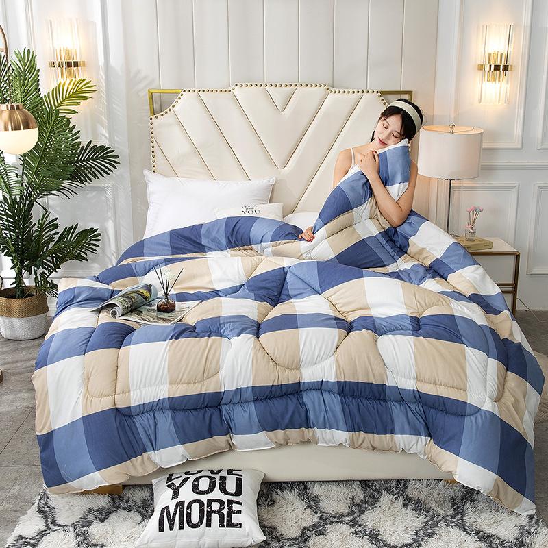 Luxurious Checkered Queen Comforter Set - Stain Resistant, Soft Microfiber, Lightweight, Breathable, Easy Care For All Seasons