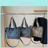 Retro Style Large Capacity Bag With Zipper Closure For Weekend Trips