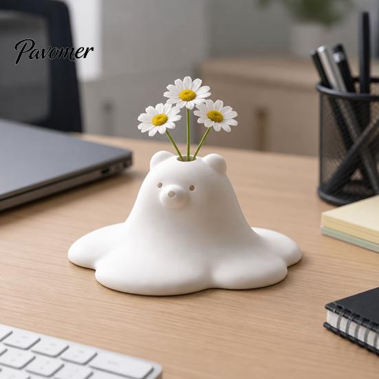 Small Decorative Sculptures 3D Printed Cute Polar Bear Figurine, Adorable White Desk Creative Healing Gadgets Ornament for Living Room Bedroom,