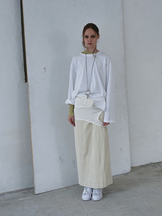 NOTHINGEVERYTHING POUCH KEYRING IN WHITE