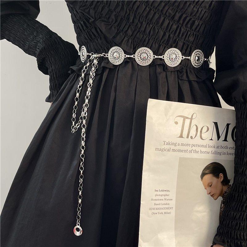 Elegant Vintage Metal Waist Chain For Women With Decorative Accessories And Stylish Design