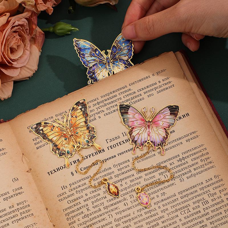 Ji Lv Yu Jian Butterfly Oil Painting Bookmark - Retro Irregular Student Reading Clip
