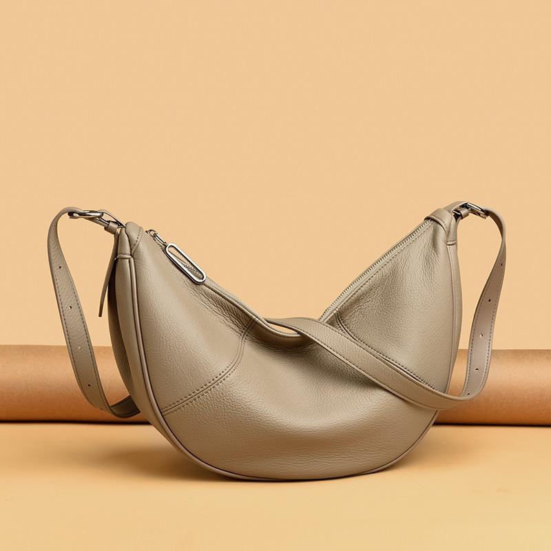 Neue Rindsleder-Umhängetasche Damen leichte Luxus-Hochqualitäts-Textur Achselhöhle Schultertasche Temperament Retro Vielseitig Knödeltasche