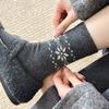 Wool Socks Children'S Season Mid-Tube Socks Trendy Retro Snowflake Fleece Thickened Warm Cashmere Stacking Socks Women