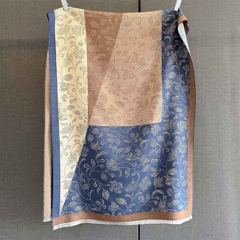 Autumn New Cashmere Tassel Scarf Women's Fashion Age-reducing Jacquard Scarf Warm and Thickened Large Shawl