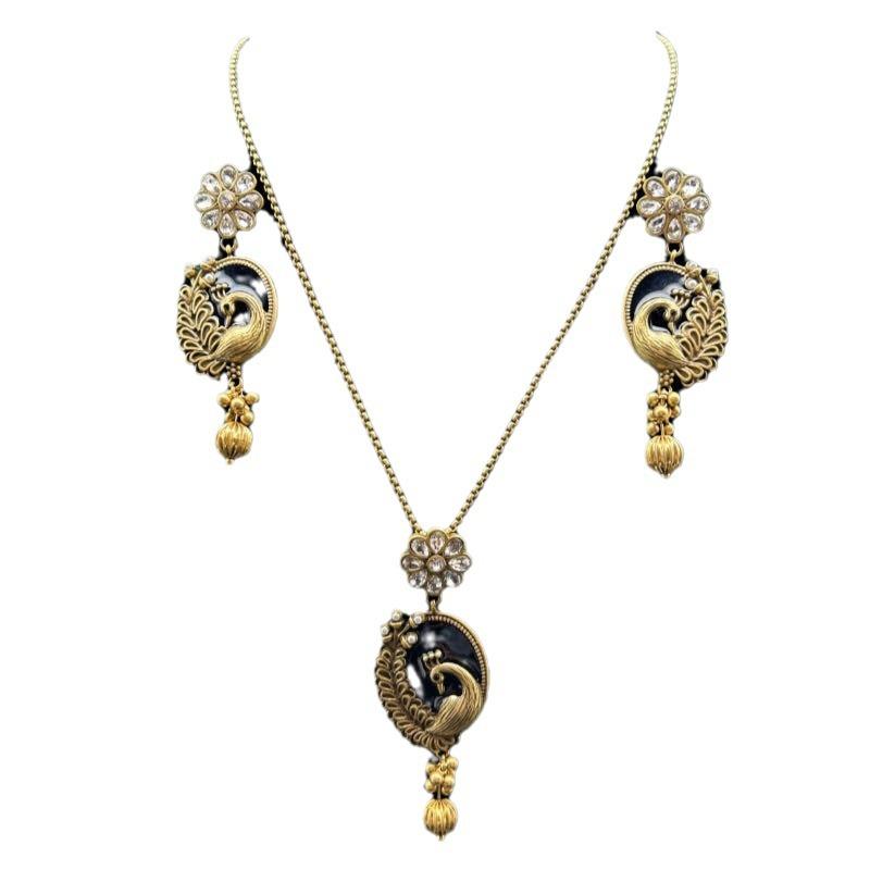 Vintage Gold Handmade Enamel 3D Relief Peacock Heavy Industry Necklace Earnail Set Marking