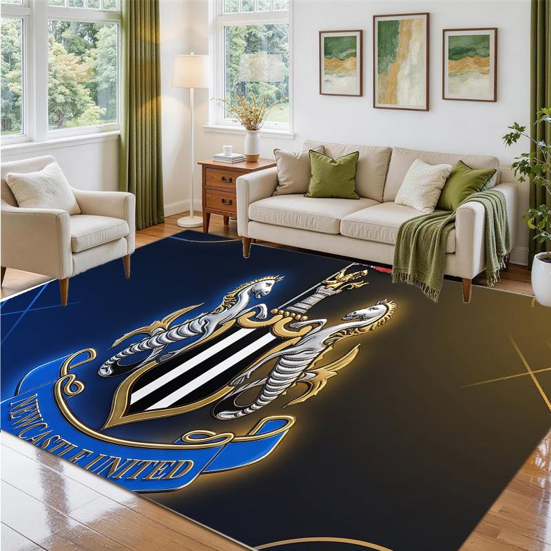 Dywan z kryształowego aksamitu z wzorem piłkarskim Newcastle United Miękki dekoracyjny dywanik do sypialni, przedpokoju