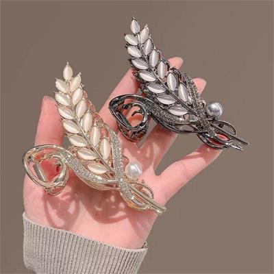 Korean Fashion Crystal Opal Hair Clasp Women Elegant Large Wheat Head Rhinestone Grip Clip Y2k Ponytail Claw Clip Shark Clip