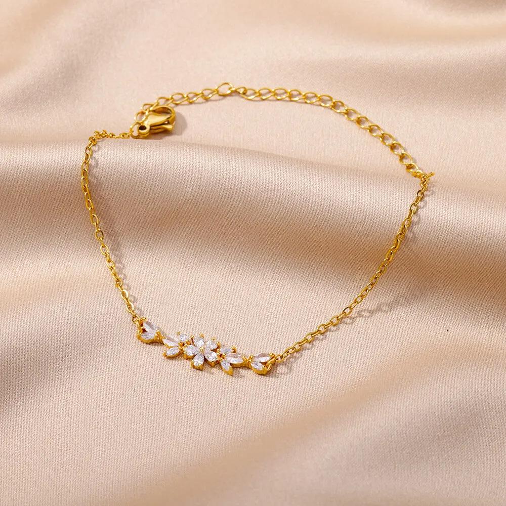 Zircon Flower Pendant Bracelet Gold-plated Stainless Steel Simple Bracelet Commuter Popular Women's Hand Jewelry