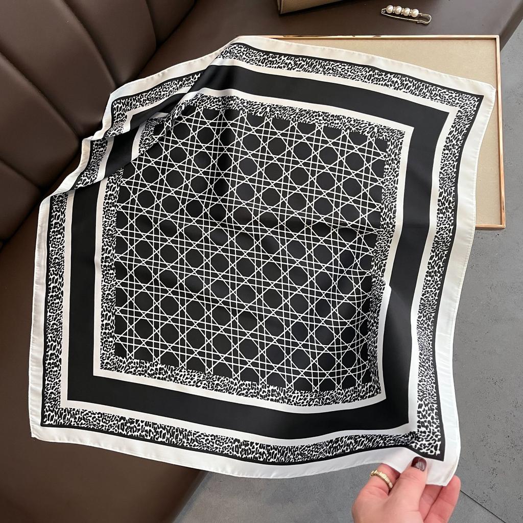 New Geometric Line Printed Small Square Scarf for Women's Imitation Silk Scarf Neck Protection Scarf Professional Versatile Silk Scarf Scarf Scarf