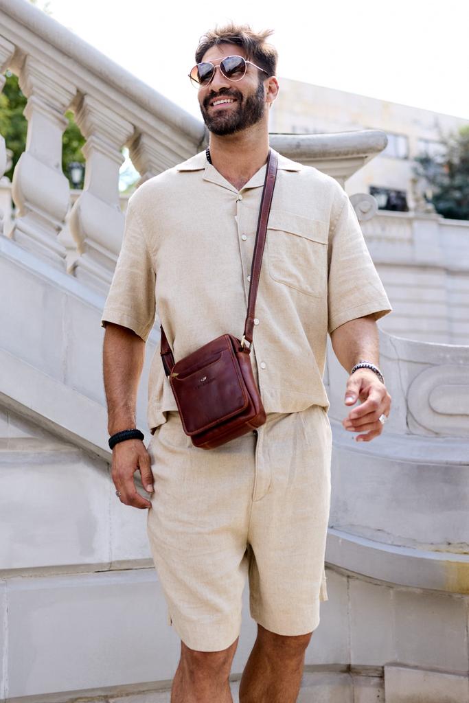 Men's leather shoulder bag - Peterson
