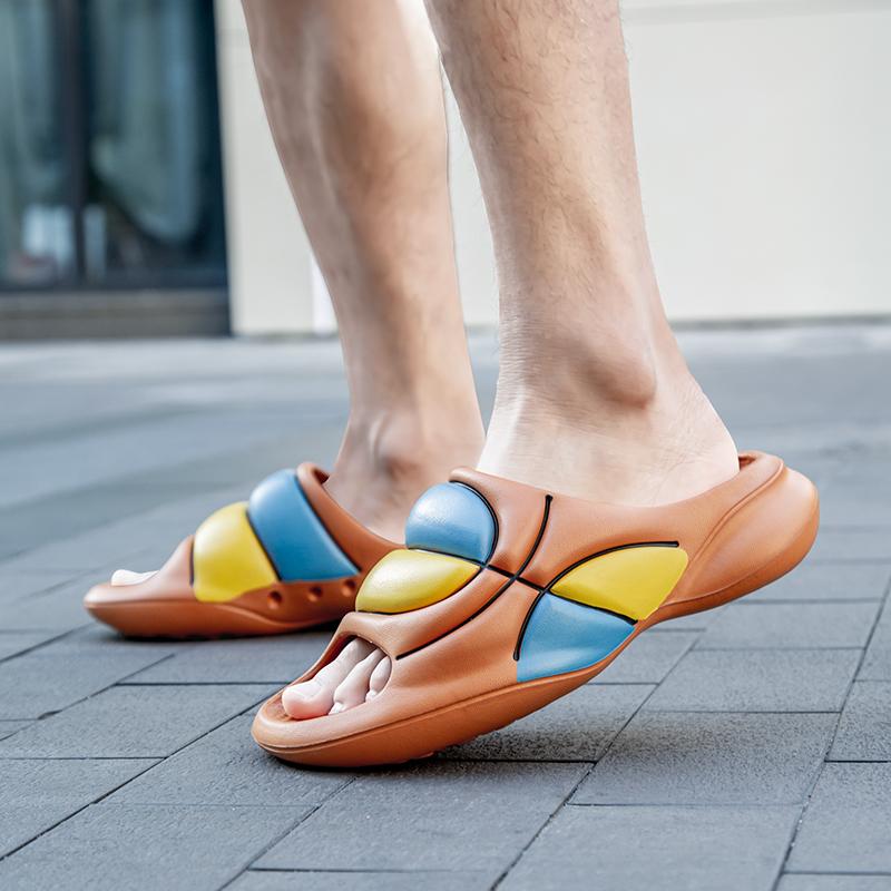 FashionMen Trend Slippers Summer EVA Soft Bottom Light Beach Shoes Male Suitable Outdoor Slipper Adult Non-Slip Flip Flop Men Slippers