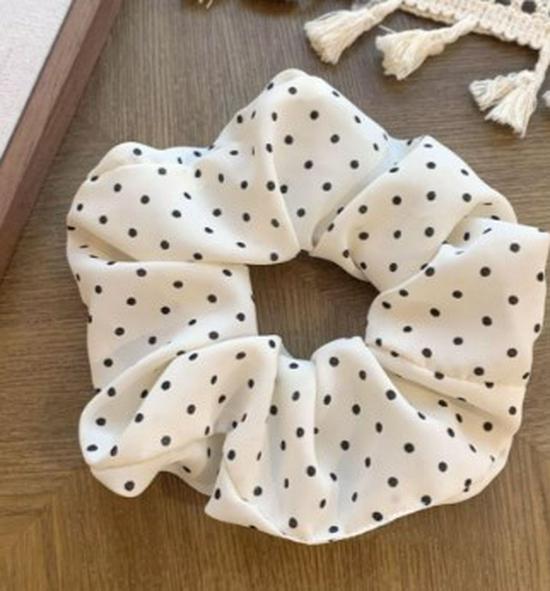 

Комплект из 2 предметов: шарф в горошек в корейском стиле и резинка для волос для женщин