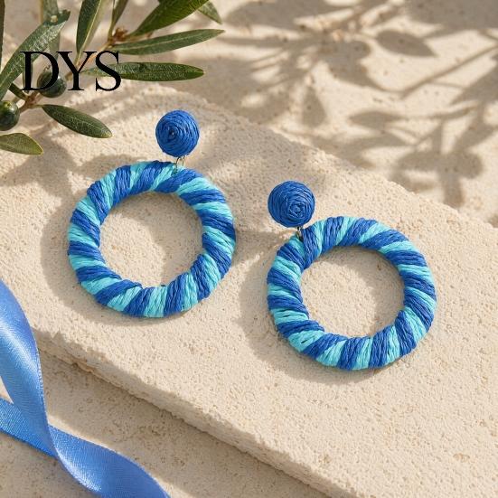 Easy Wear Earlobe Friendly 1 Pair Boho Raffia Circle Earrings for Women, Summer Handmade Large Straw Rattan Round Drop Dangle Earrings, Statement