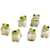  Ornement de grenouille en résine créative: Décor de paysage mignon pour bureau ou voiture