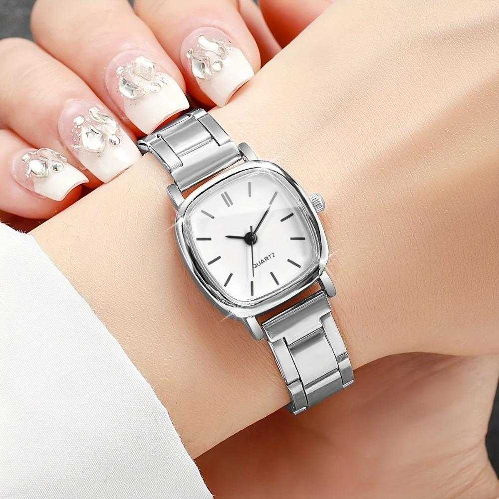 Versatile Luxury Wrist Watches Square Small Dial Womens Quartz Wristwatch Ladies Bracelet Watch