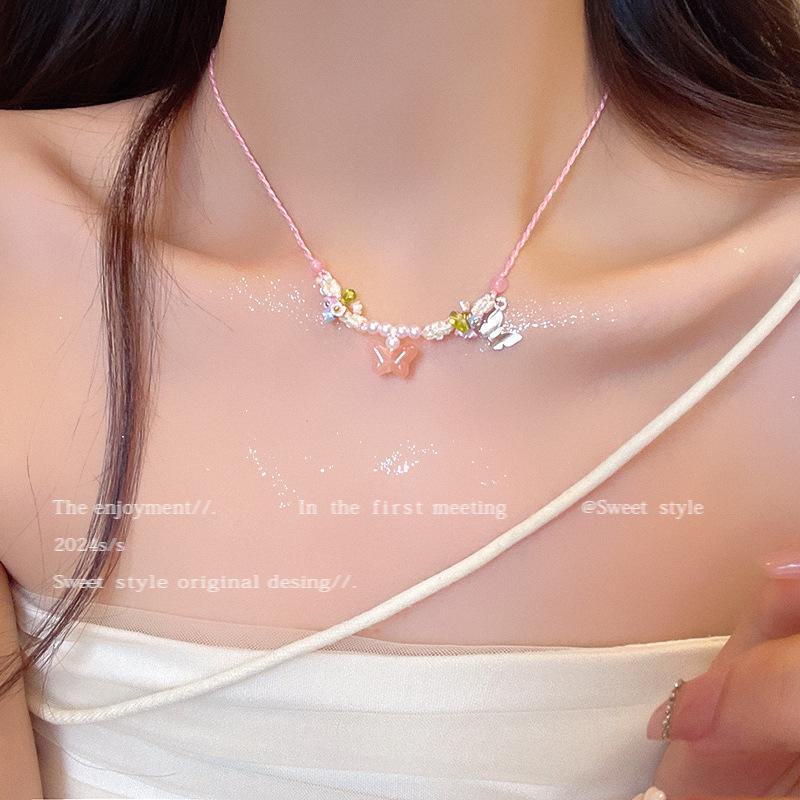 

Ожерелье из бисера и бабочки «Сладкий темперамент» Xiaohongshu: Легкие роскошные и универсальные украшения на ключицу для женщин X1561 beads белый