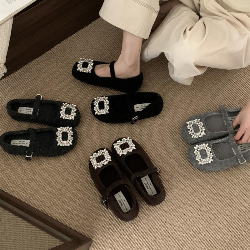 French flat-bottomed velvet Mary Jane fluffy shoes for women's 2025 autumn and winter retro rhinestones with skirts and warm shoes