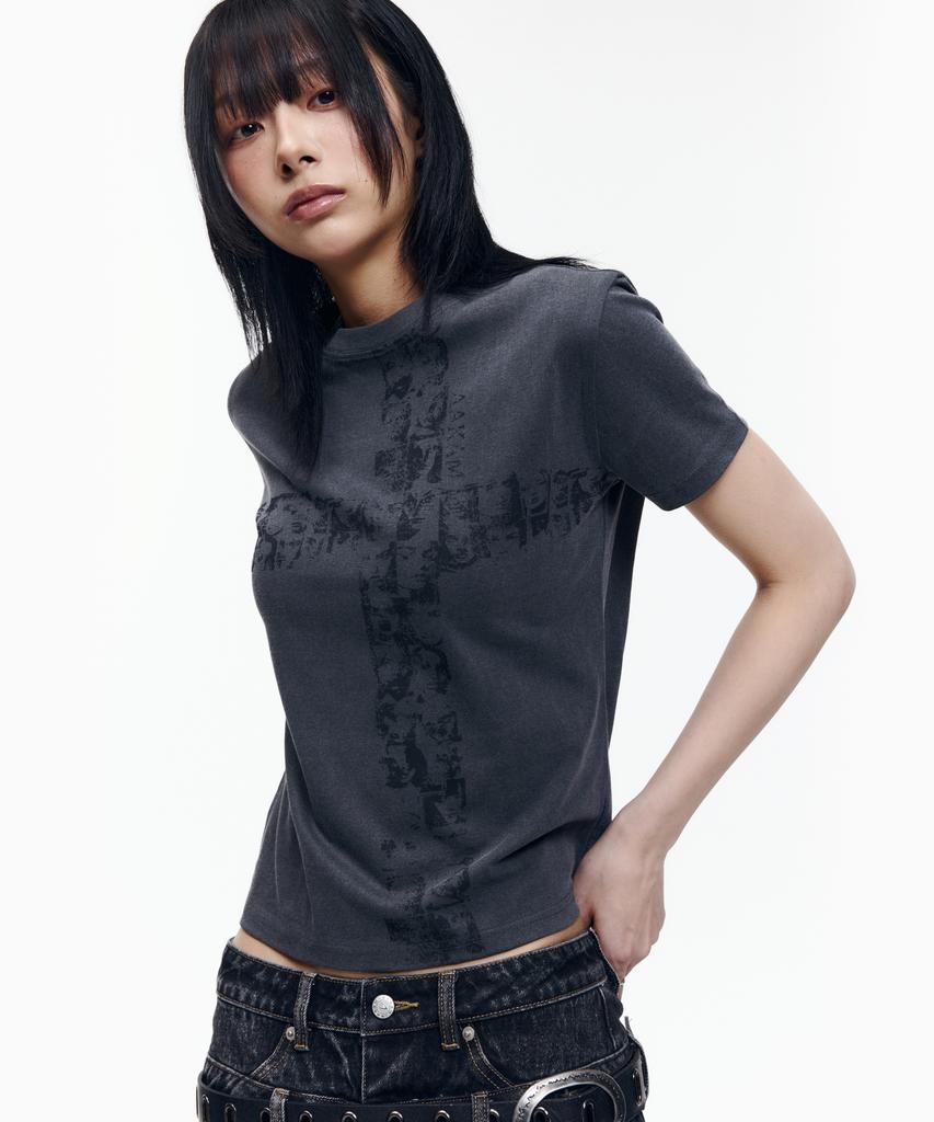 AAKAM Mosaic Cross Half Top (Dark Gray)