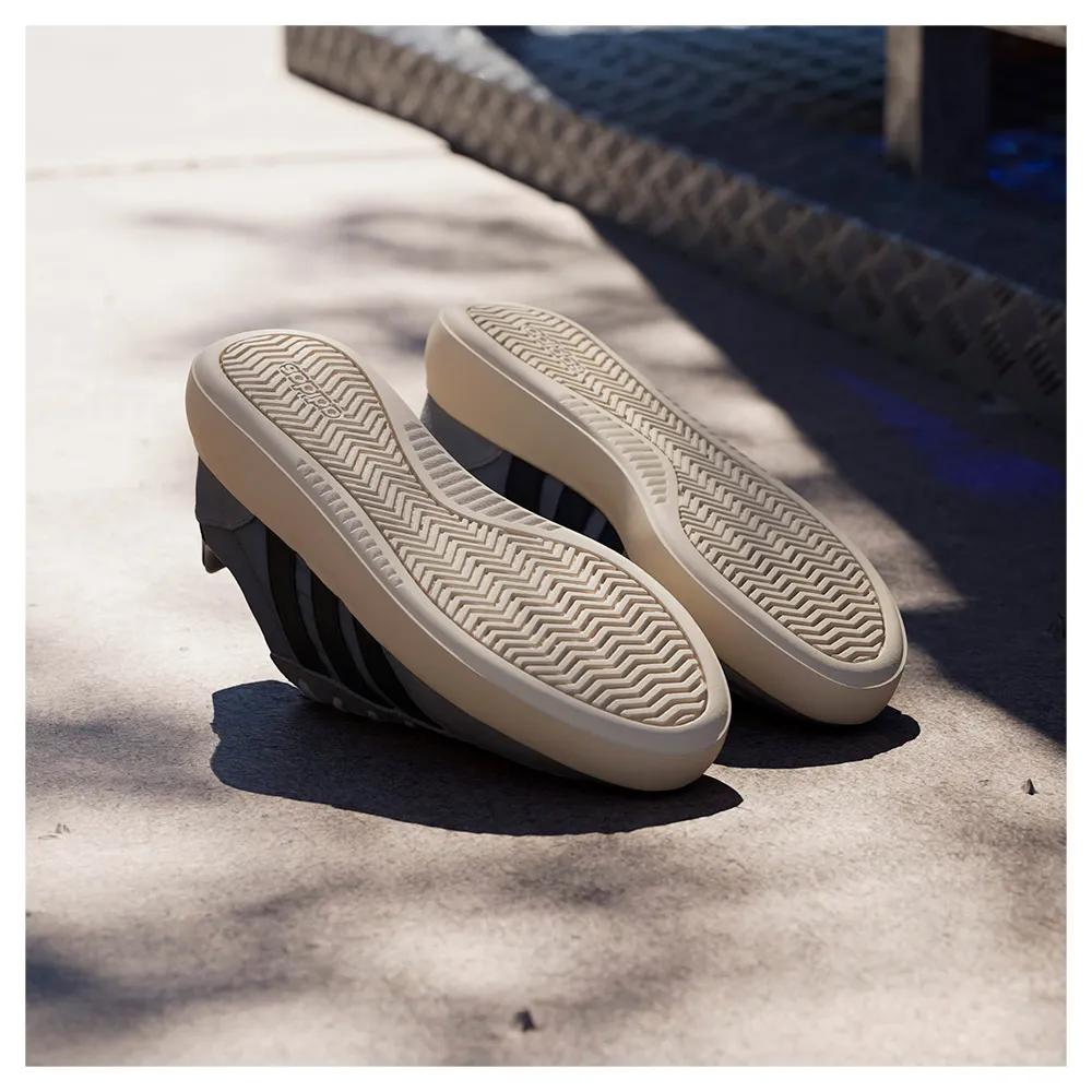 Adidas Sneakers Barreda Decode