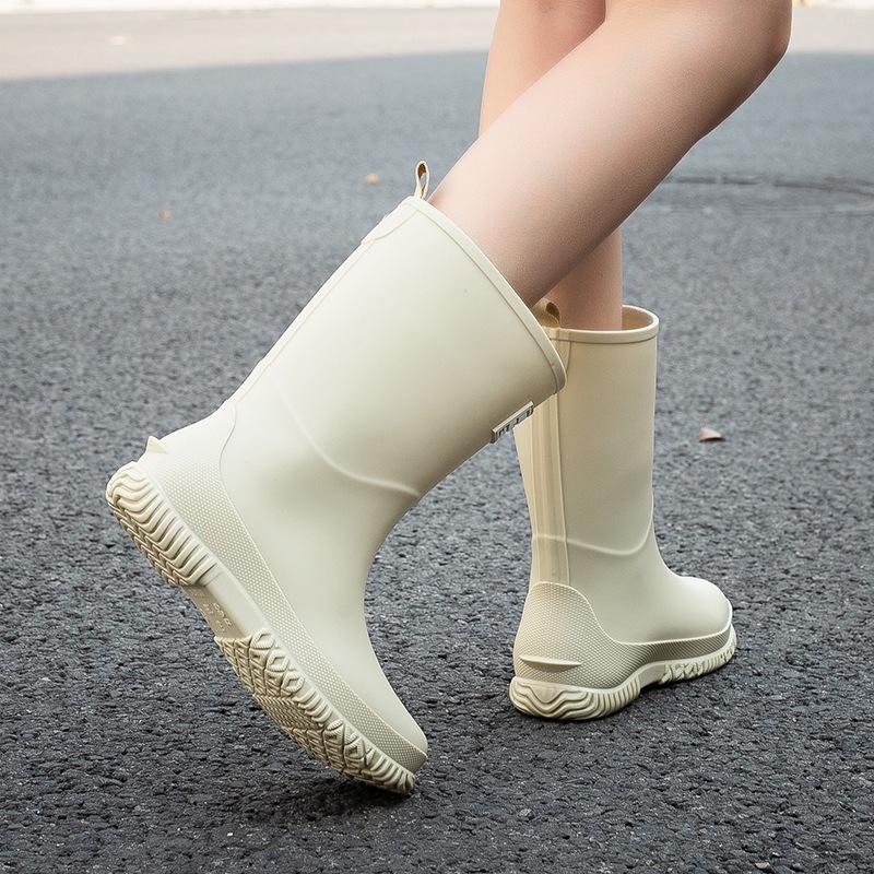 

Women s Waterproof Non-slip Fashionable Mid-calf Rain Boots with Velvet Lining for Outdoor Wear 38