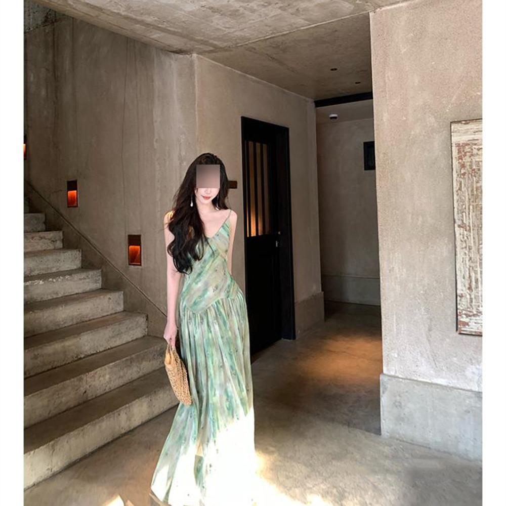 Temperament Sleeveless Floral Dress Women's Summer New Fashion Seaside Vacation Pinch Waist Suspender Dress