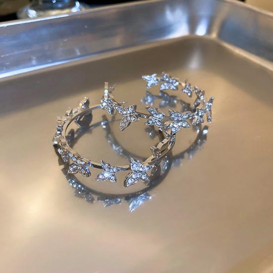 1 Paar Ohrringe mit Anhänger, rund, Kreis, geometrisch, Schmetterlingsdekor, glänzender Strassstein, Huggie-Creolen