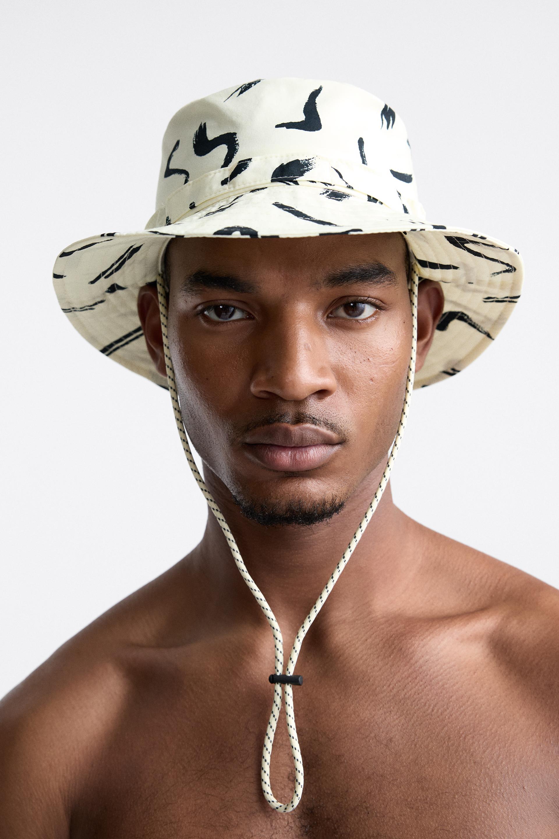 

ШЛЯПА-ВЕДРО С АБСТРАКТНЫМ ПРИНТОМ