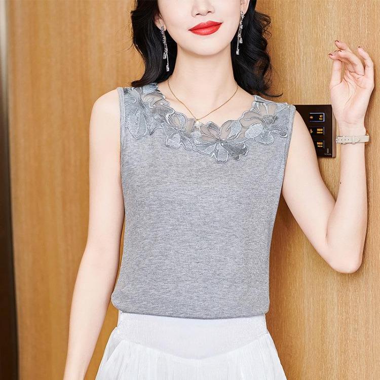 Spring New Lace Embroidered Suspender Vest Tops for Women Outerwear Small Shirts Inner Bottoming