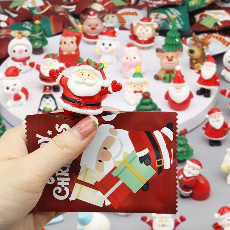 10Pcs Mini Christmas Blind Bag Toy Resin Santa Claus Snowman Xmas Tree Blind Box Cute Christmas Party DIY Gift Set for Kids