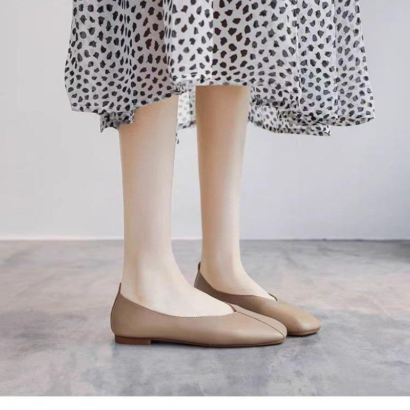 Square Head Flat Sole Single Shoes Women's Shallow Mouth Soft Sole Doudou Shoes Autumn Gentle Wind with Skirt Ladyshoes