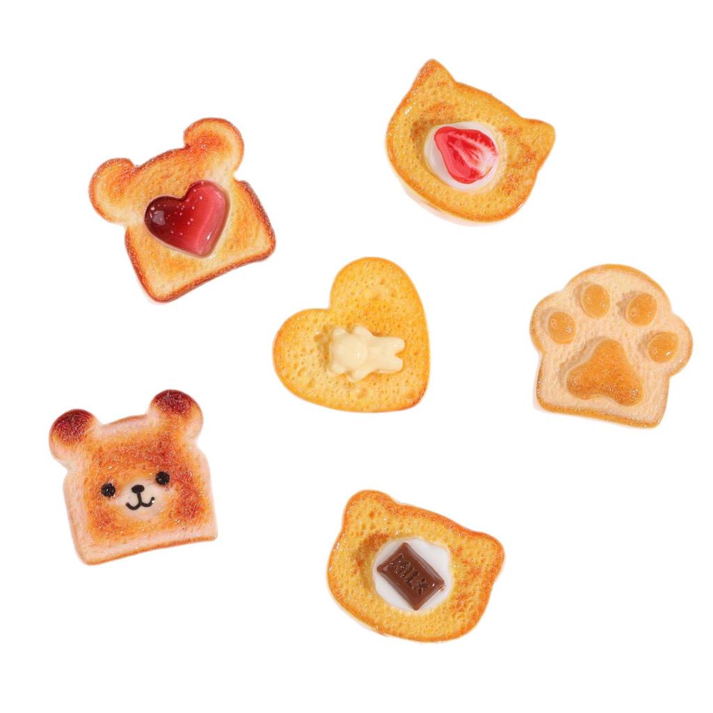 6Pcs/Set Toast Bread Food And Play Series Bear Shaped Cookies Resin Accessories Cream Glue Diy Phone Case Keychain